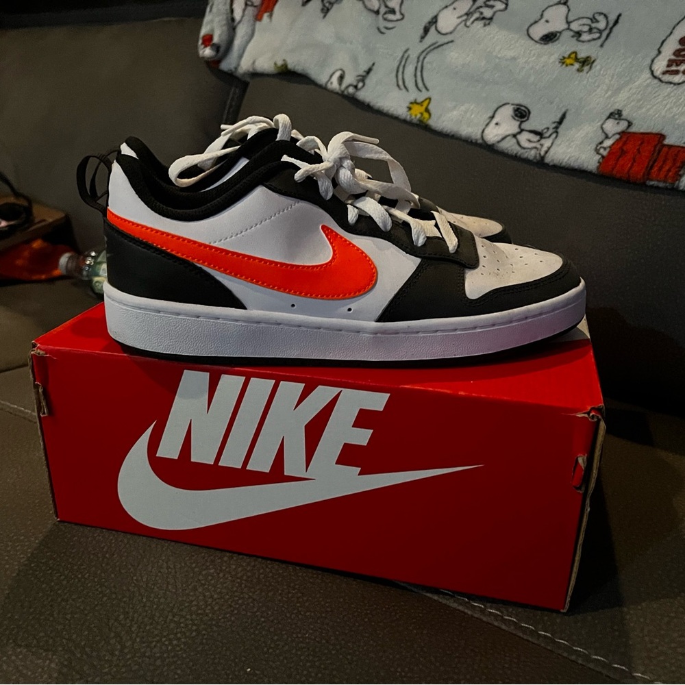 NIKE COURT BOROUGH LOW 2